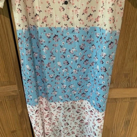 Floral Midi Dress - Picture 3 of 3